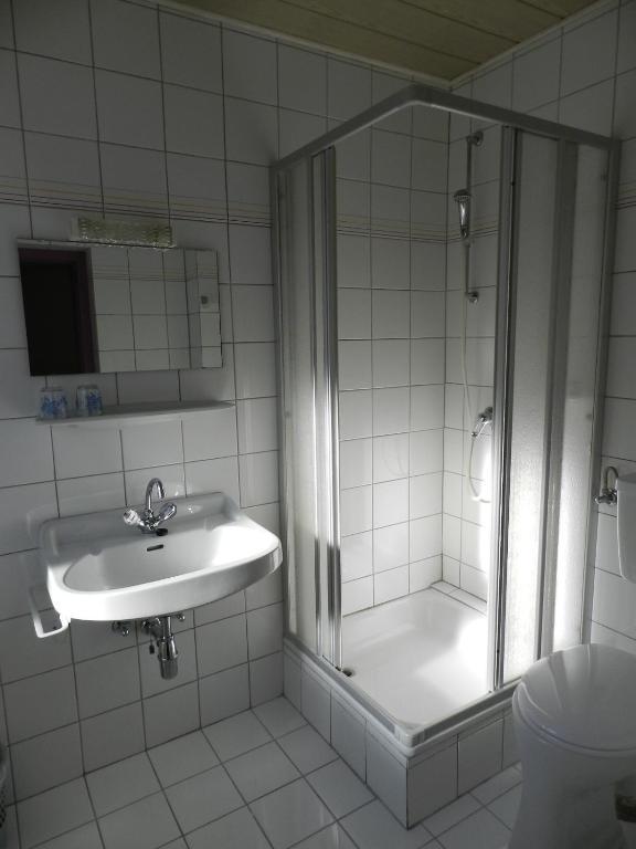 Gruner Heinrich - Bett&Fruhstuck Oberaichwald  Room photo